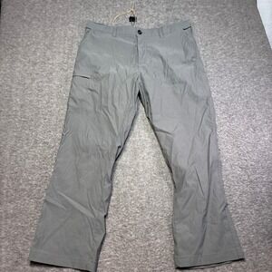 UB‎ Tech Pants Mens 38x30 Gray Classic Fit Nylon Stretch Hiking Chinos Stains